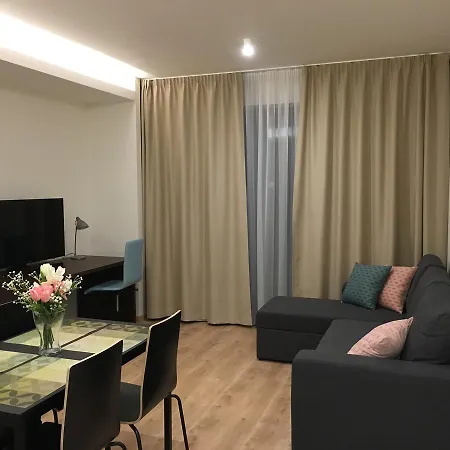 Glory Luka Living Appartement